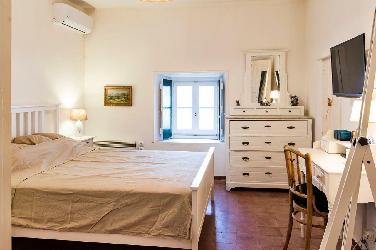 Maison d'hôtes Two Olive Trees à Spetses Town Extérieur photo