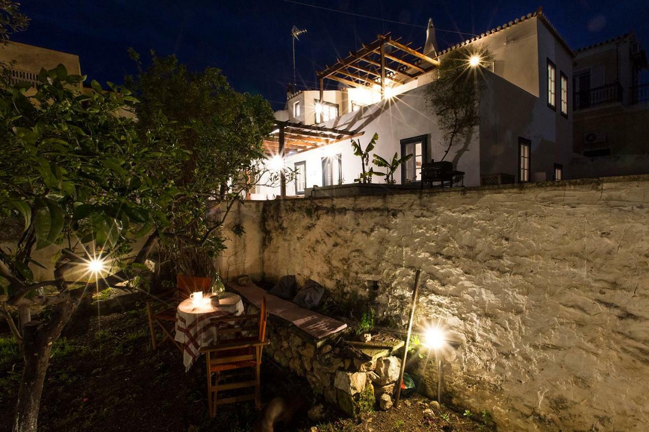 Maison d'hôtes Two Olive Trees à Spetses Town Extérieur photo